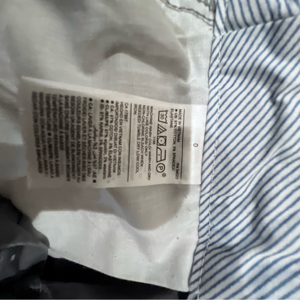 3 pairs 1 NWT Old Navy ladies shorts yellow grey sz 0 - Picture 6 of 6